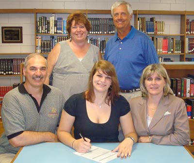 Click to enlarge:  Amanda Garofalo Signs letter of intent to play at Lake Land College in Mattoon Il  - Sylvie Garofalo, Carmine Garofalo, Brenda O'Connor, Paul Maechtle